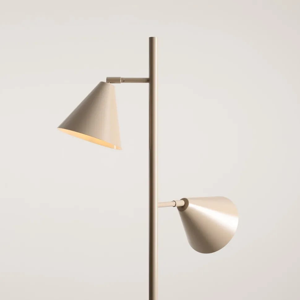 Form 2 golvlampa