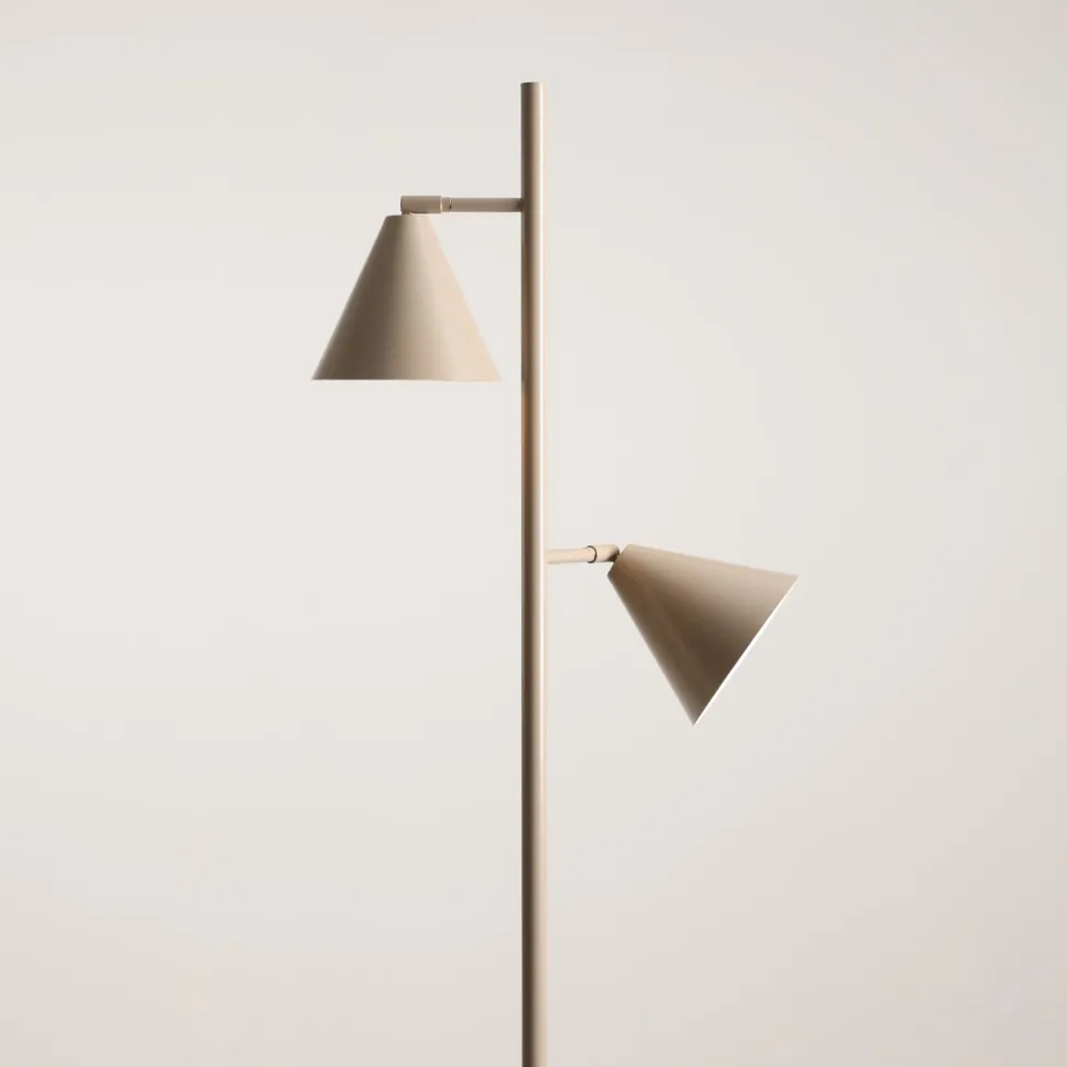 Form 2 golvlampa