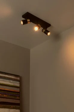 Gorik 3 spotlight