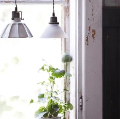 Margareta Ø18 fönsterlampa