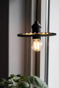 Omega Ø15 fönsterlampa