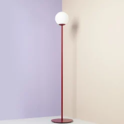 Pinne golvlampa